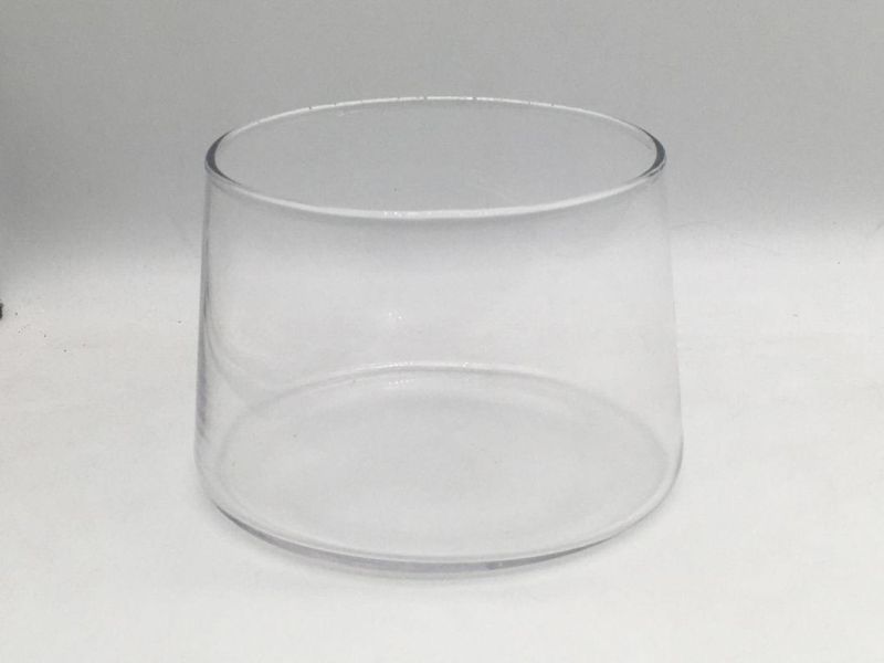 Clear Medium Size Glass Candle Holder for Decoration and Celebration