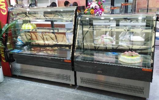 Mirror Stainless Steel Base Curved Glass Door Cake Display Showcase in Bakery Shop