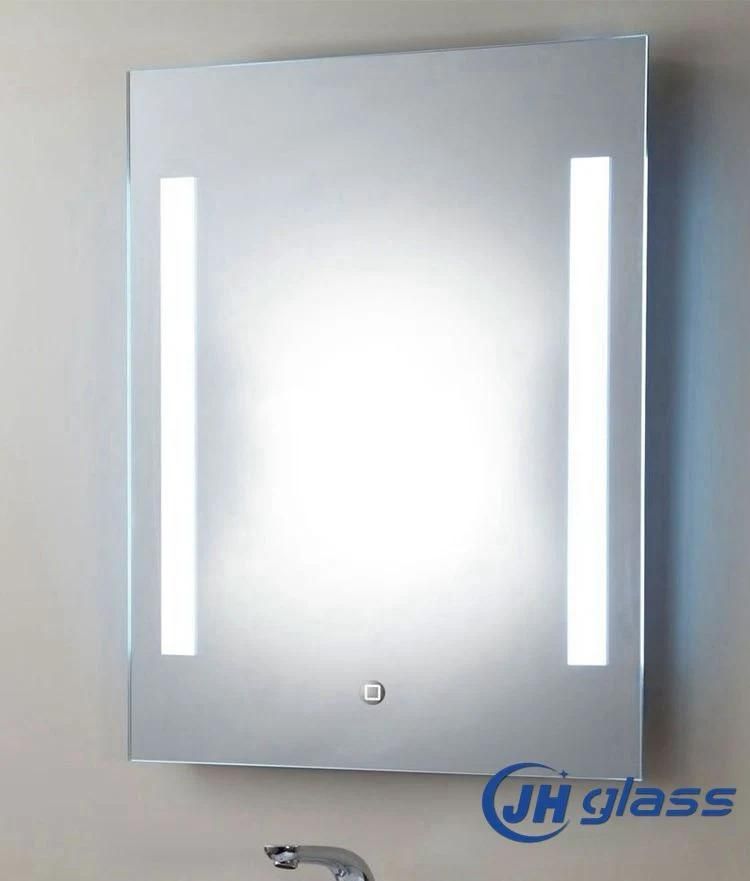 European Hot Sale Modern Type Illuminated Bathroom LED Lighted Mirror with IP44