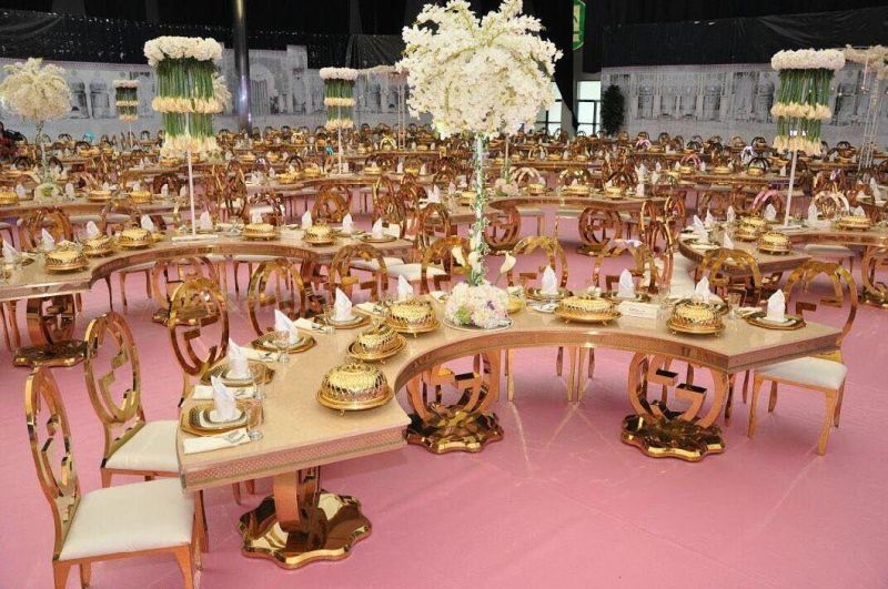 Modern Hotel Commercial Gold Color Half Moon Luxury Wedding Table