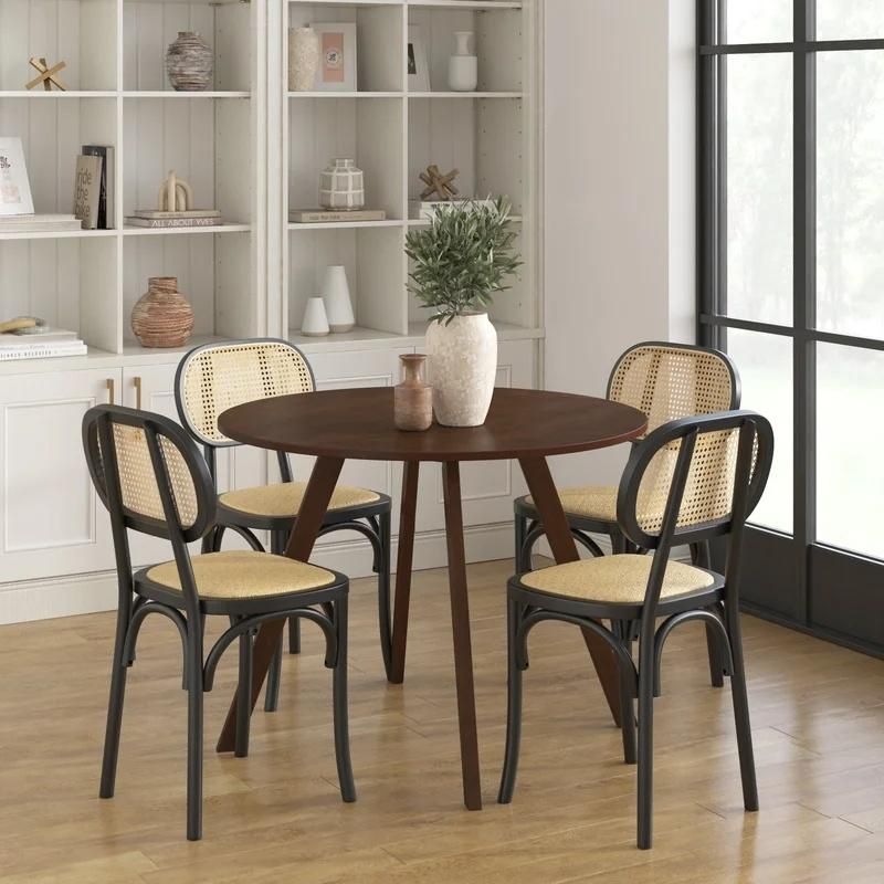 Wholesale Dining Room Furniture Table and Chairs Tempered Glass Top Round Shape Cheap Design Modern Round Glass Top Dining Table with Square Wooded Leg