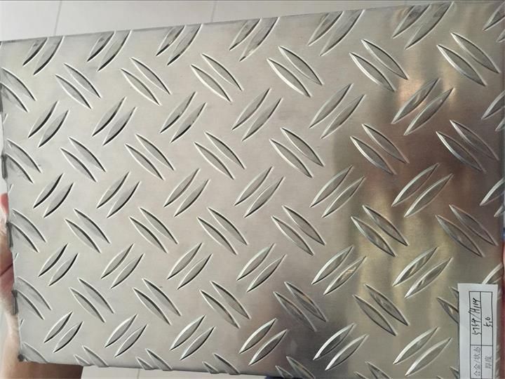 Mirror Aluminum Embossed Sheet with Two Bars