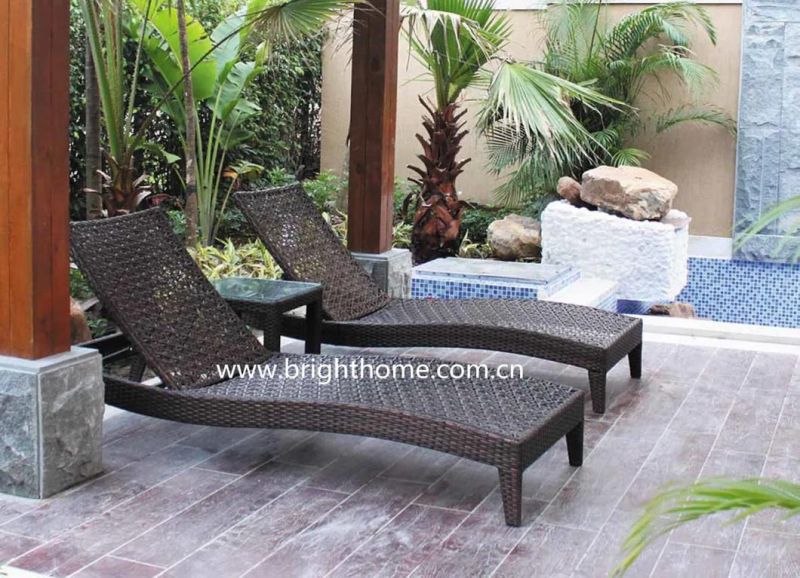 Adjustable Outdoor Rattan Day Bed Pool Side Wikcer Sun Lounger