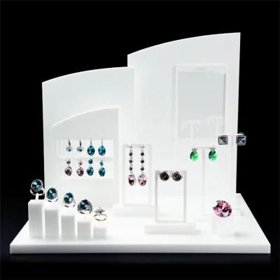 Custom Unique White Organic Glass Shop Showcase All Match Ring Earrings Jewelry Display Stand Props Acrylic Jewelry Set Stand